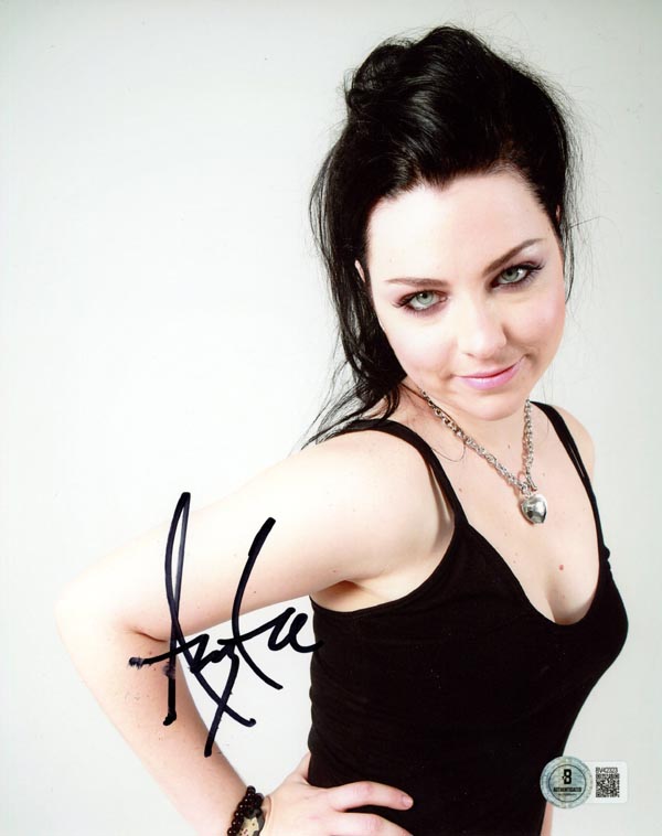 AMY LEE SIGNED AUTOGRAPHED 8x10 PHOTO LEAD SINGER EVANESCENCE RARE
