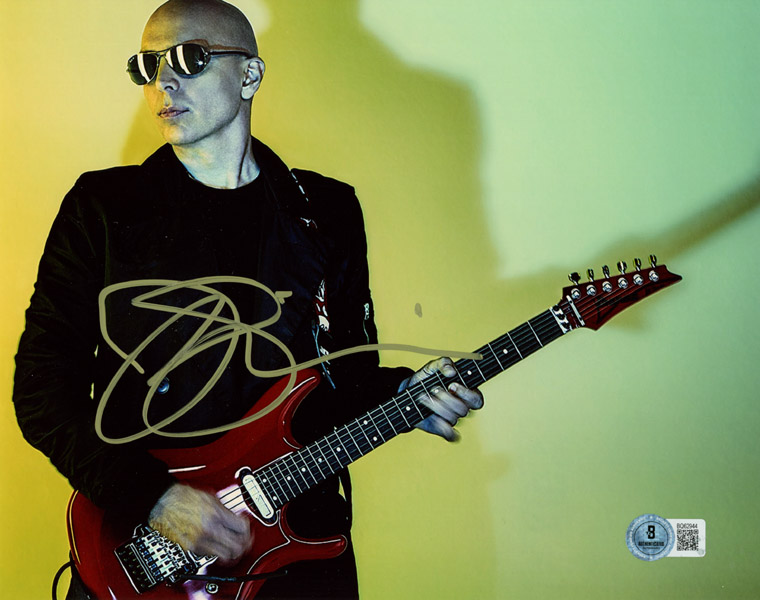 JOE SATRIANI サイン入りドラムヘッドとチラシセット サイン入りドラムヘッド : r/BringMeTheHorizon